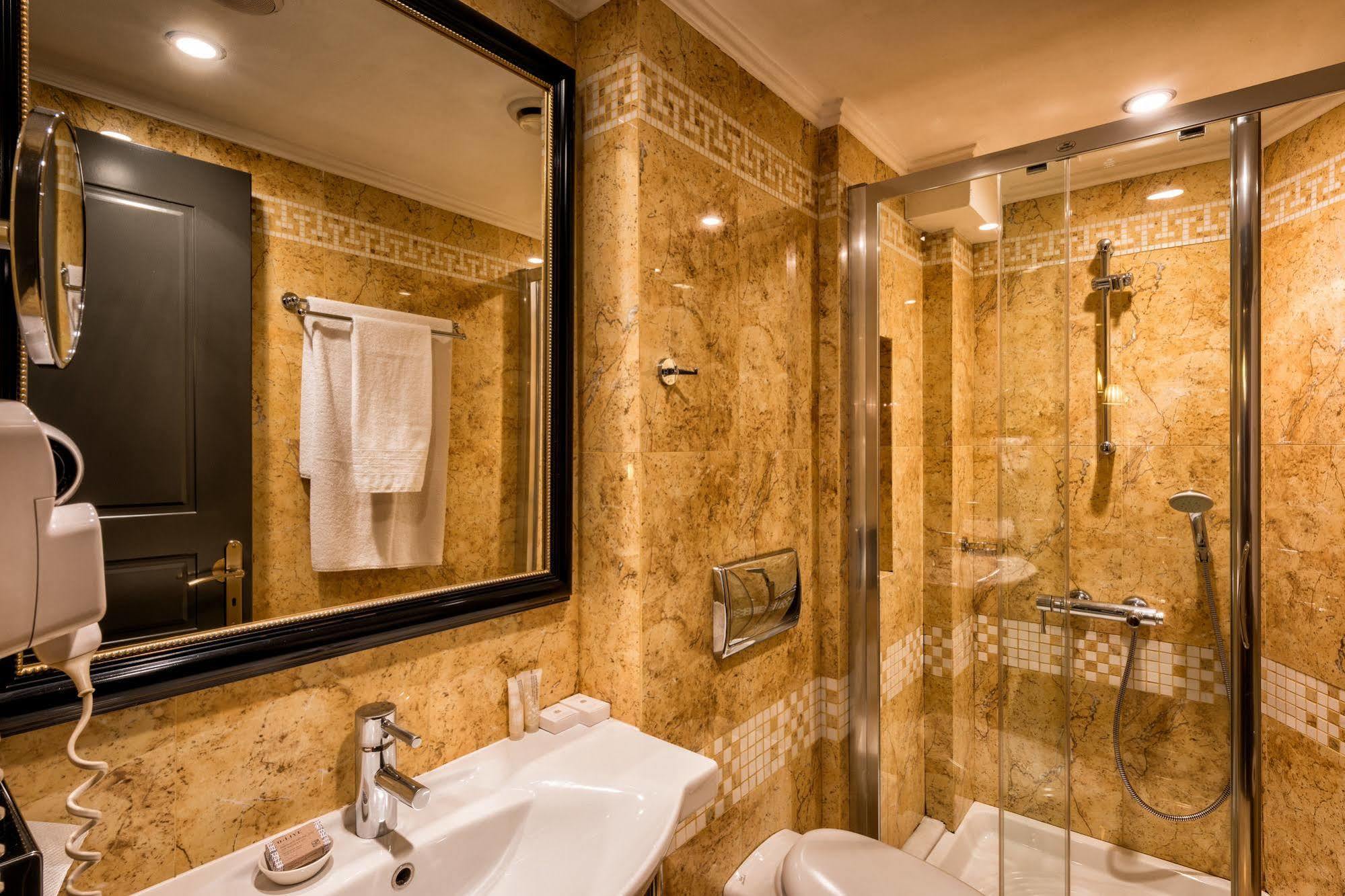 Maison Grecque Extraordinaire Hotel Patras
